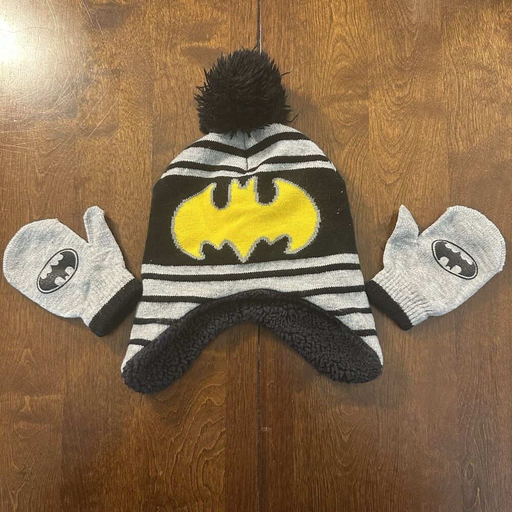 Kids Batman DC Comics Winter Knit Snow Hat Pom Tassel Toboggan Youth